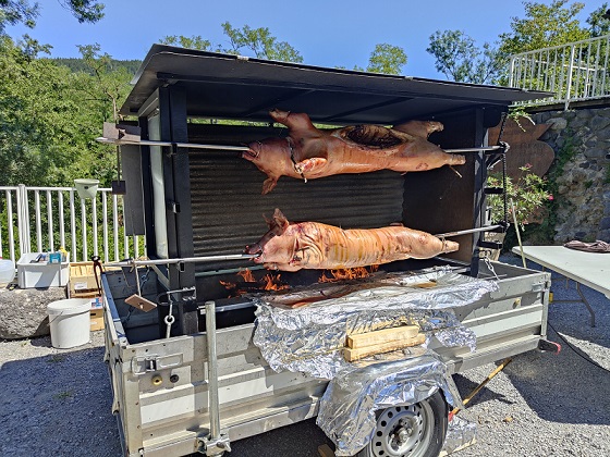Porcelets à la broche